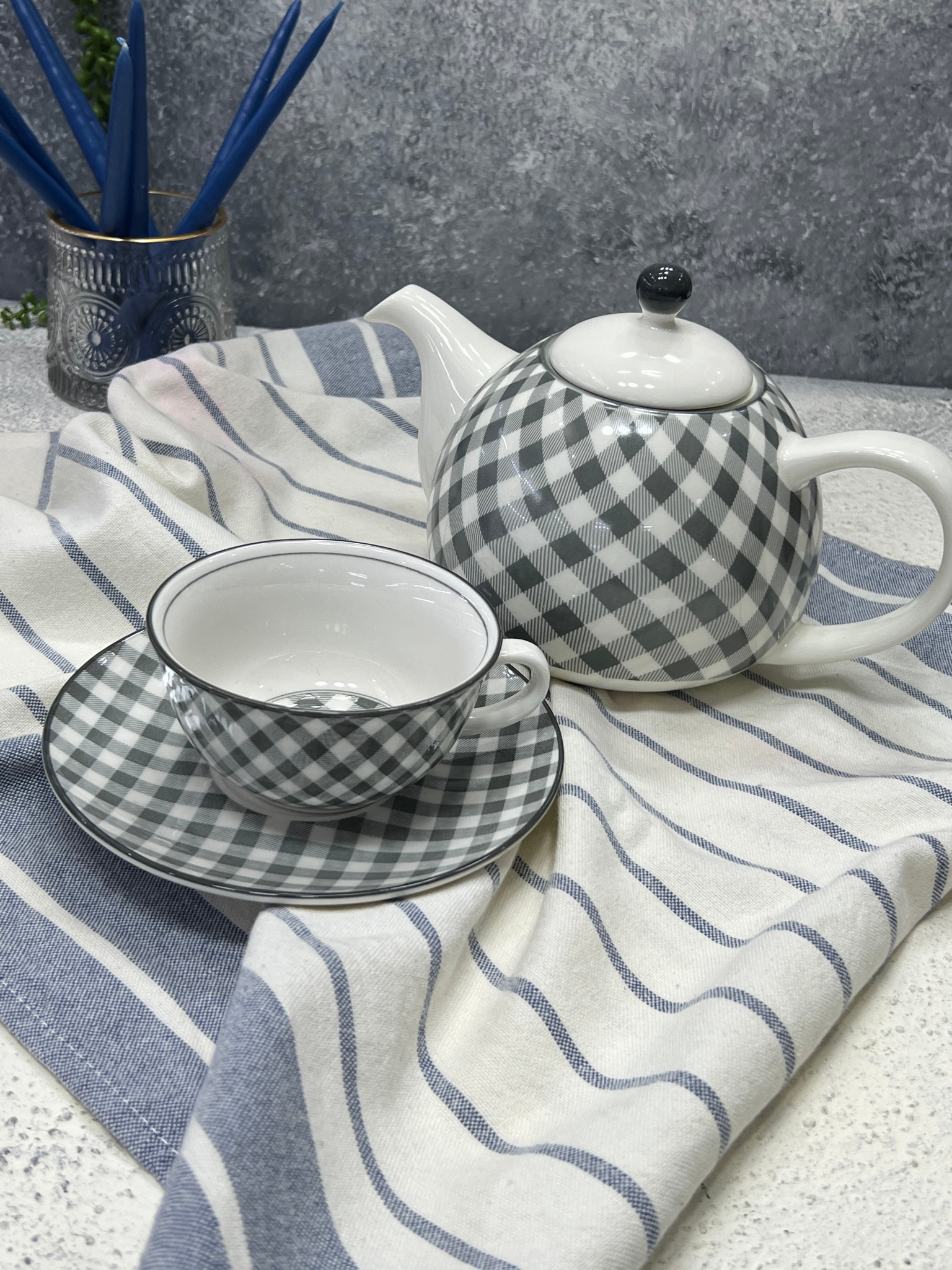 خرید انلاین فنجان و نعلبکی چینی رنگ طوسی برند زاراهوم